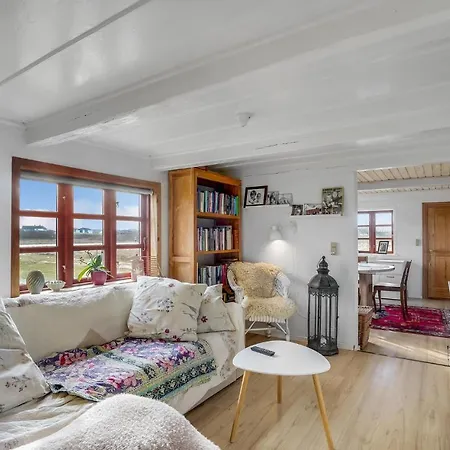 Дом отдыха Awesome In With Wifi And 2 Bedrooms *
